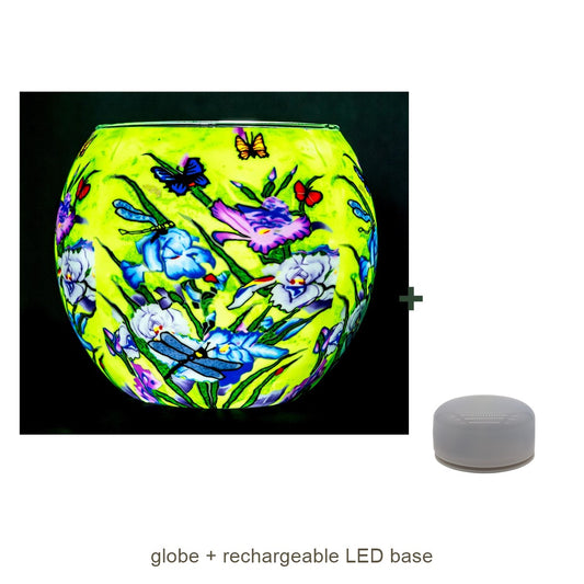 Bundle contents: light globe with rechargeable LED base