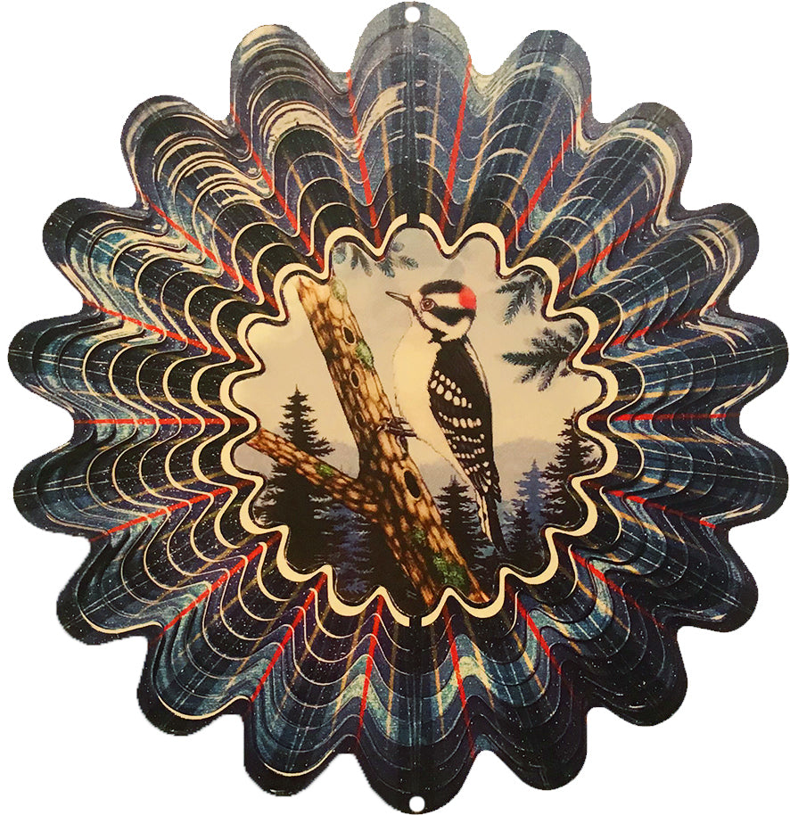 LARGE ANIMATED LARGE WOODPECKER